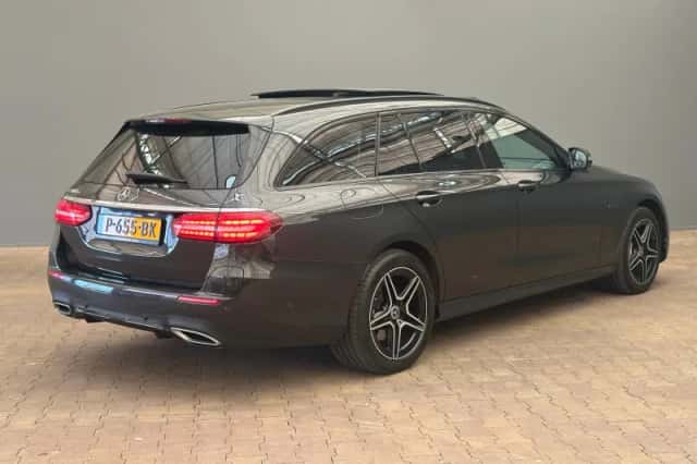 Mercedes-Benz E-Klasse (2021) thumbnail 2