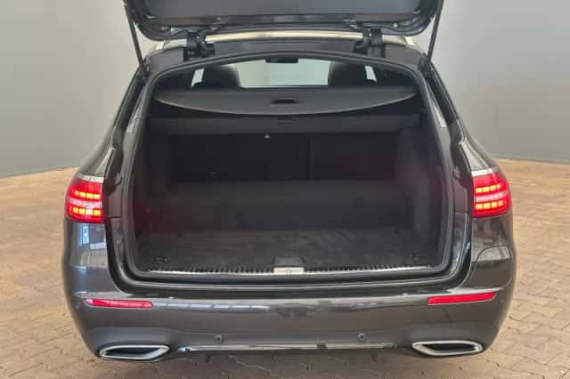 Mercedes-Benz E-Klasse (2021) thumbnail 32