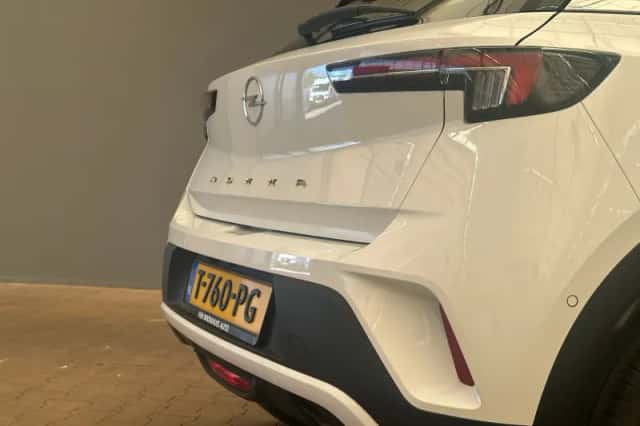 Opel Mokka (2022) thumbnail 26