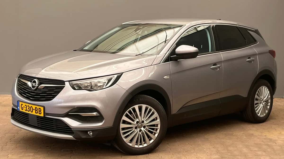 Opel Grandland X (2019) — foto 1
