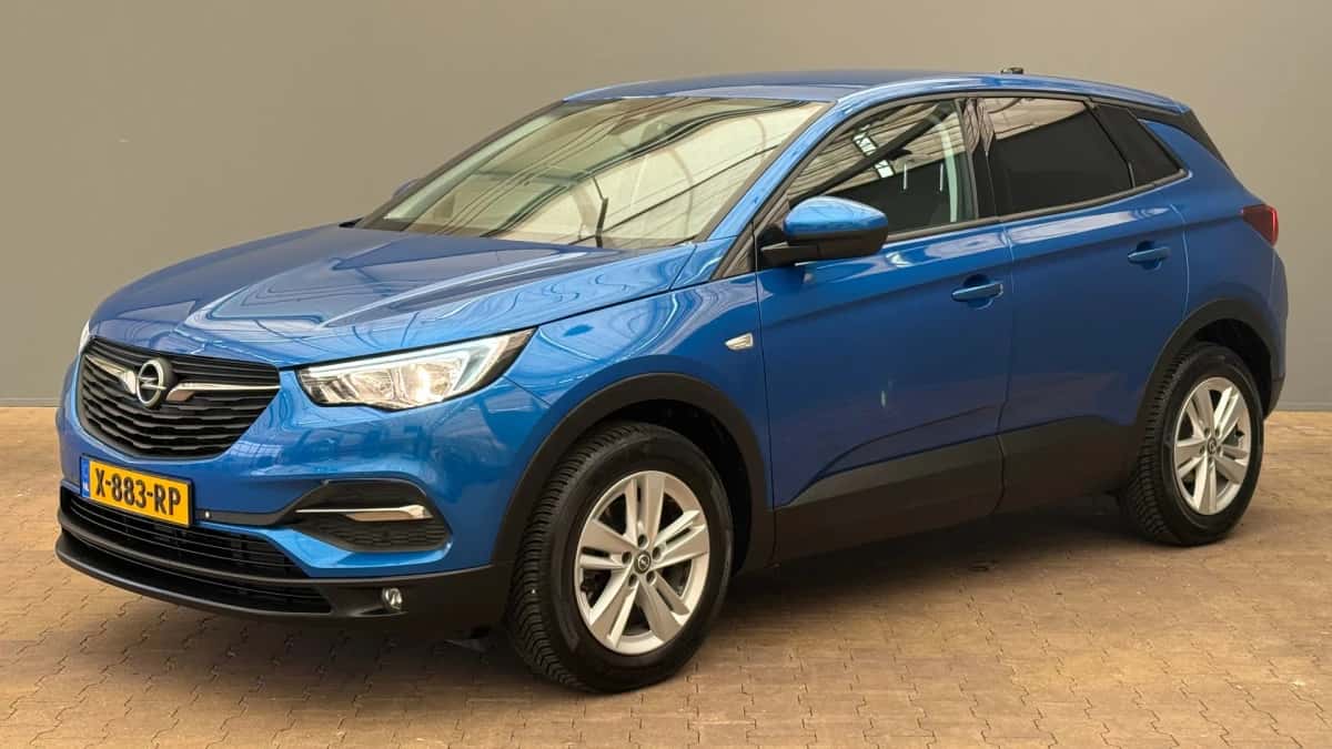 Opel Grandland X (2019) — foto 1