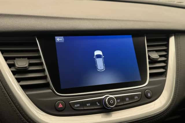 Opel Grandland X (2019) thumbnail 11