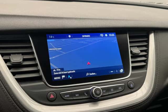 Opel Grandland X (2019) thumbnail 21