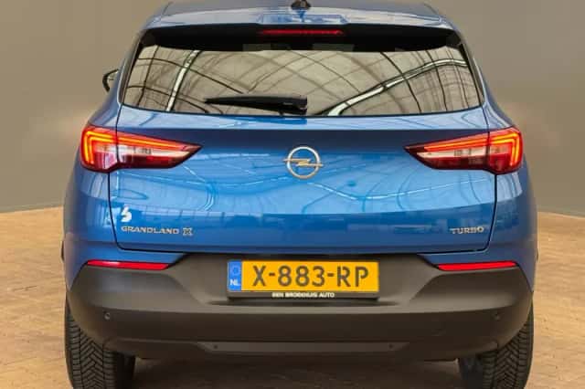 Opel Grandland X (2019) thumbnail 25