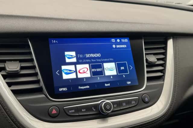 Opel Grandland X (2019) thumbnail 8