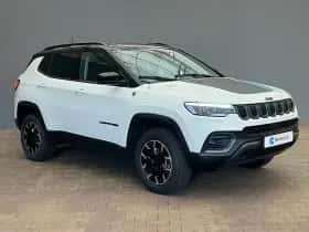 Jeep Compass (2024) thumbnail 16