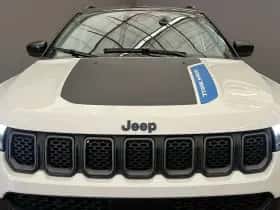 Jeep Compass (2024) thumbnail 18