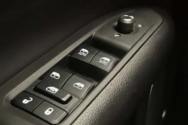 Jeep Compass (2024) thumbnail 20