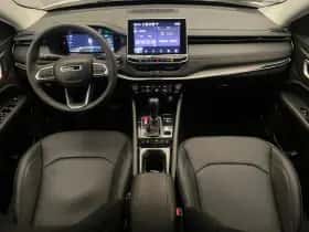 Jeep Compass (2024) thumbnail 3