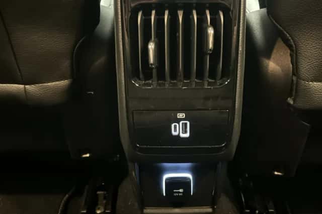 Jeep Compass (2024) thumbnail 33