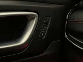 Jeep Compass (2024) thumbnail 5