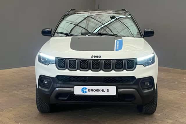 Jeep Compass (2024) thumbnail 6