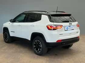 Jeep Compass (2024) thumbnail 8