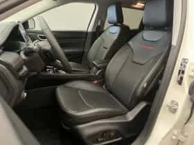 Jeep Compass (2024) thumbnail 9