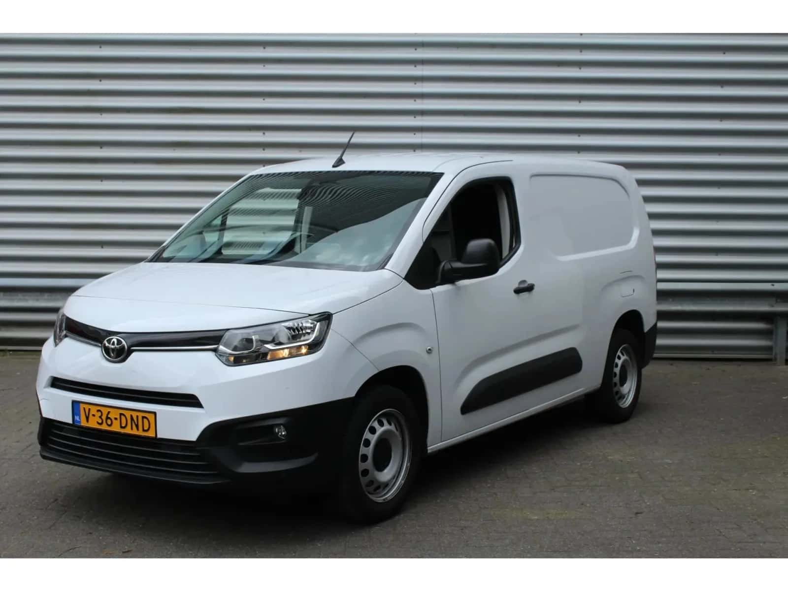 Toyota Proace (2024) — foto 1