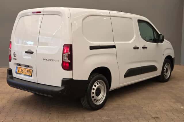 Toyota Proace (2024) thumbnail 2