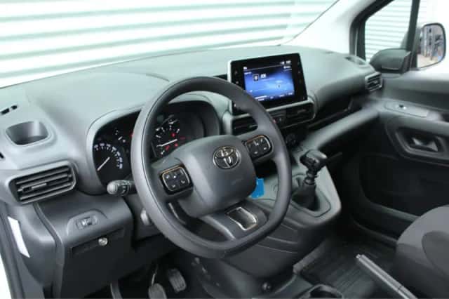Toyota Proace (2024) thumbnail 17
