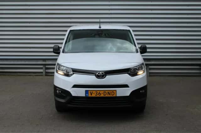 Toyota Proace (2024) thumbnail 23
