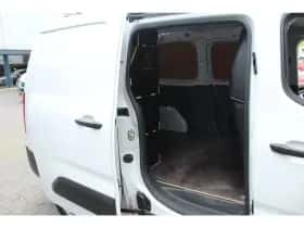 Toyota Proace (2024) thumbnail 8