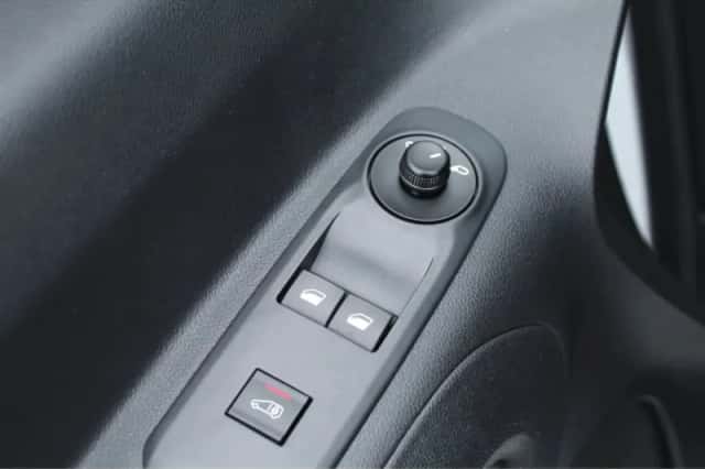 Toyota Proace (2024) thumbnail 9