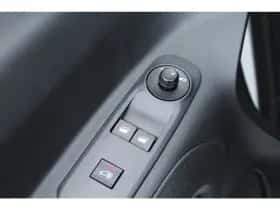 Toyota Proace (2024) thumbnail 9