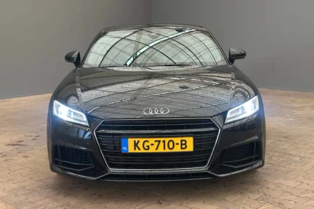 Audi TT (2015) thumbnail 12