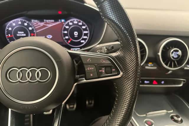 Audi TT (2015) thumbnail 19