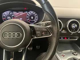 Audi TT (2015) thumbnail 19