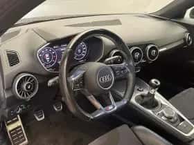 Audi TT (2015) thumbnail 24