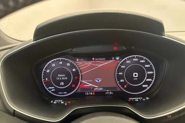 Audi TT (2015) thumbnail 5