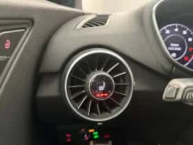 Audi TT (2015) thumbnail 7