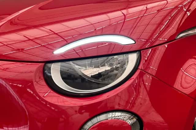 Fiat 500e (2024) thumbnail 11