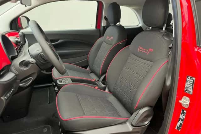 Fiat 500e (2024) thumbnail 13