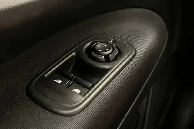Fiat 500e (2024) thumbnail 18