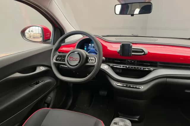 Fiat 500e (2024) thumbnail 26