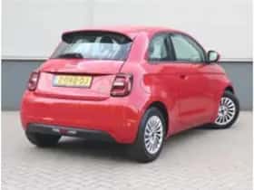 Fiat 500e (2024) thumbnail 4