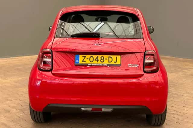 Fiat 500e (2024) thumbnail 7