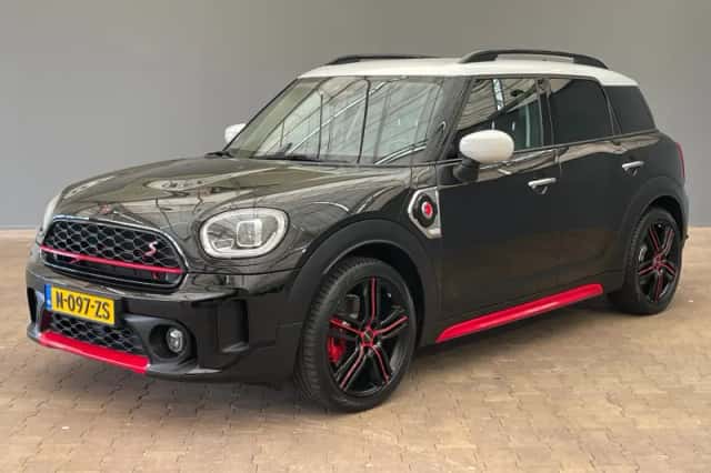 MINI Countryman (2022) thumbnail 1