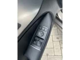 Mercedes-Benz SLK-Klasse (2011) thumbnail 18