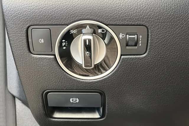 Mercedes-Benz SLK-Klasse (2011) thumbnail 29