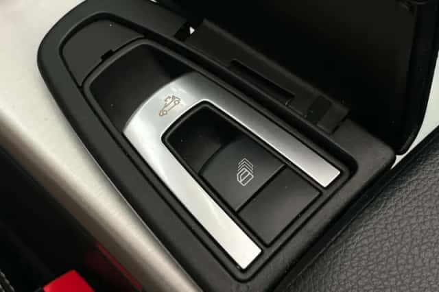 Mercedes-Benz SLK-Klasse (2011) thumbnail 30
