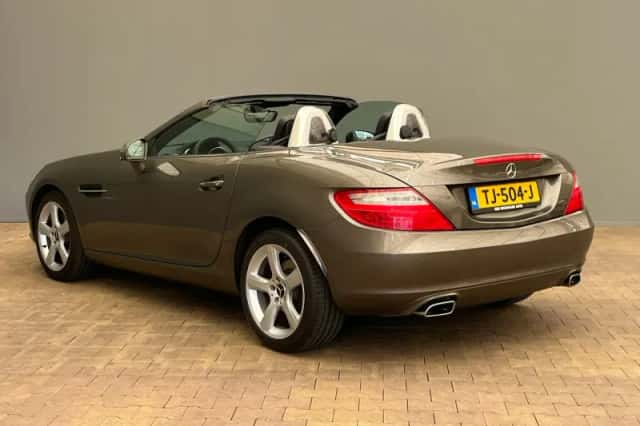 Mercedes-Benz SLK-Klasse (2011) thumbnail 9