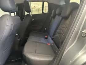 Jeep Avenger (2024) thumbnail 11