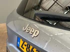 Jeep Avenger (2024) thumbnail 31