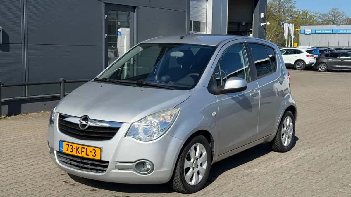 Opel Agila (2009) — foto 1