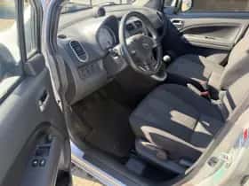 Opel Agila (2009) thumbnail 5