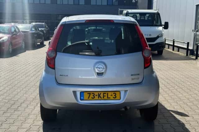 Opel Agila (2009) thumbnail 7