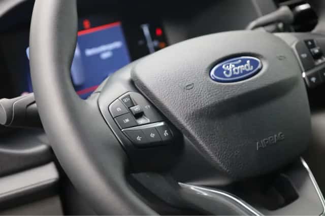 Ford Transit (2024) thumbnail 16