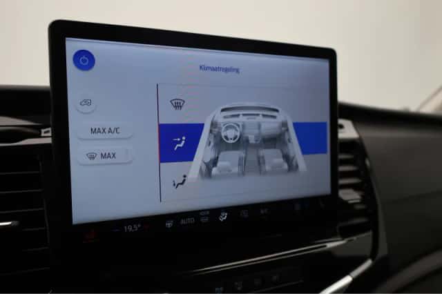 Ford Transit (2024) thumbnail 35