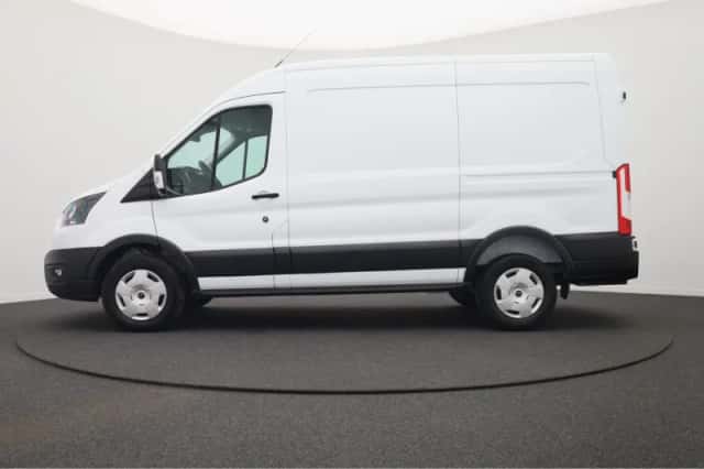 Ford Transit (2024) thumbnail 6